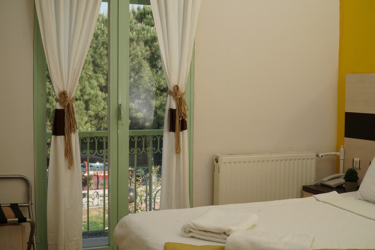 R+ Hotel By Rooms Cesme Exterior photo